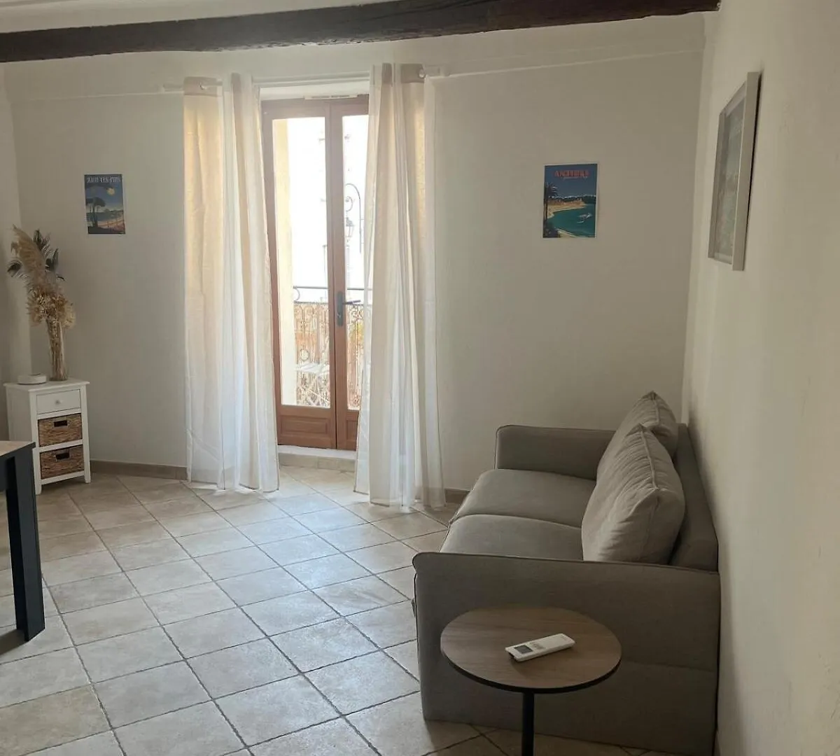 2 Rooms, Old Town Antibes