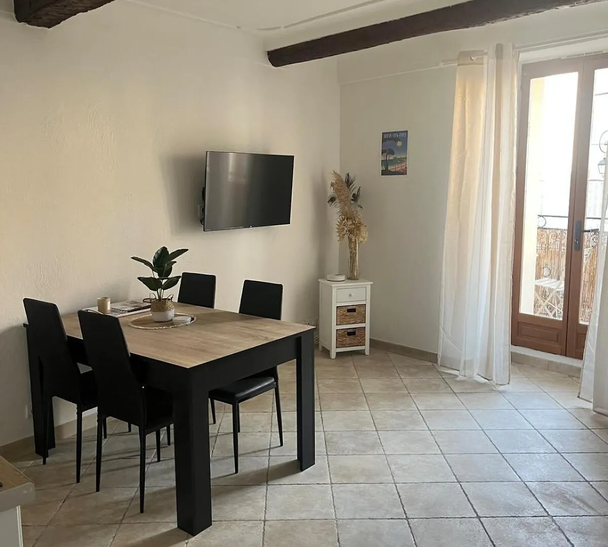 אנטיב 2 Rooms, Old Town
